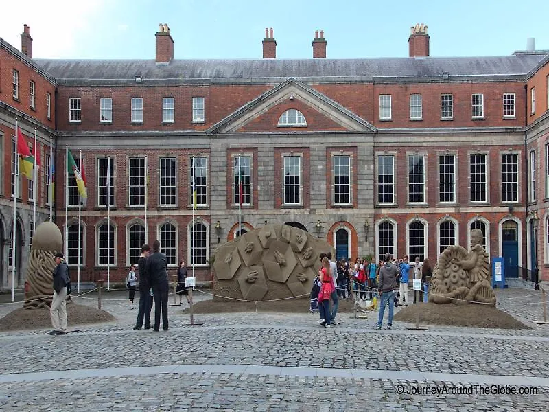 Gallery Quay 3 Bedroom Apartment Dublin